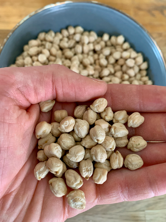 Organic Chickpeas (per lb)